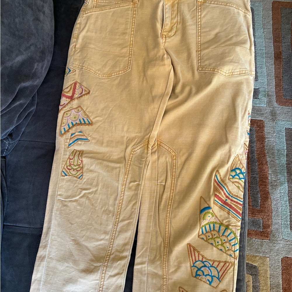 Pilcro The Wanderer Embroidered Pants EUC! 28